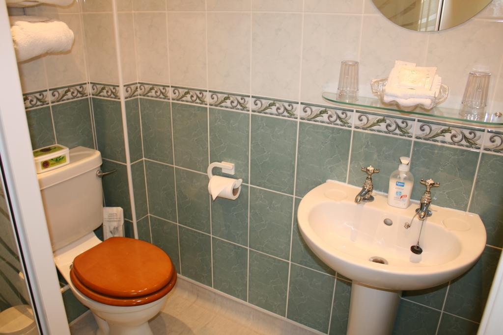 Bridge House B&B Cheltenham Eksteriør bilde