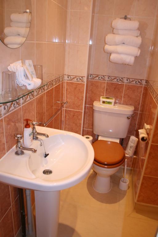 Bridge House B&B Cheltenham Eksteriør bilde