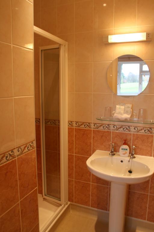 Bridge House B&B Cheltenham Eksteriør bilde