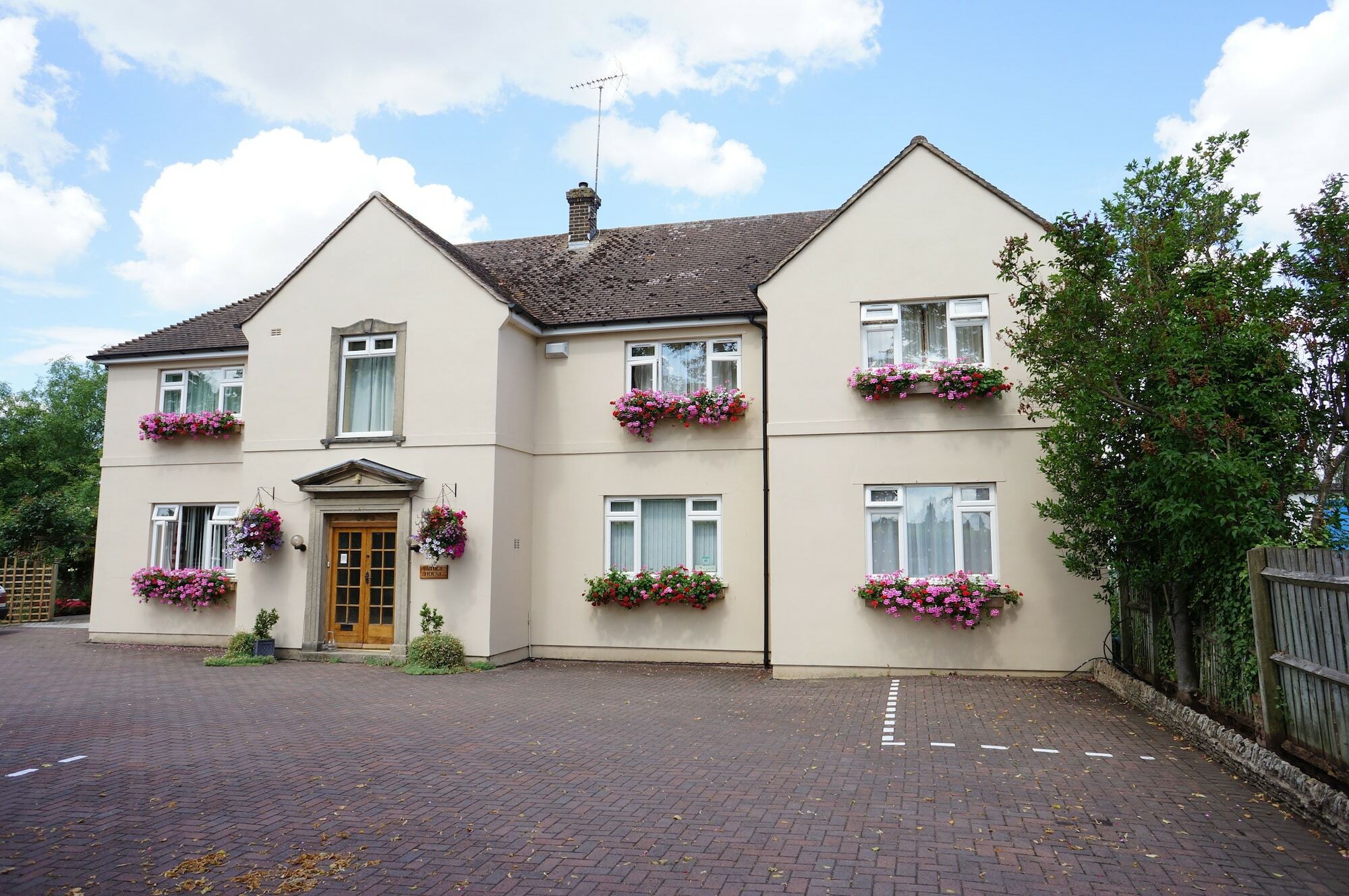 Bridge House B&B Cheltenham Eksteriør bilde